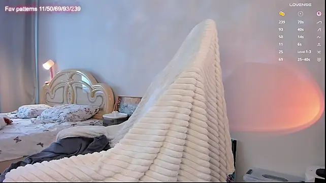 mon_cherryy stripchat live cam model