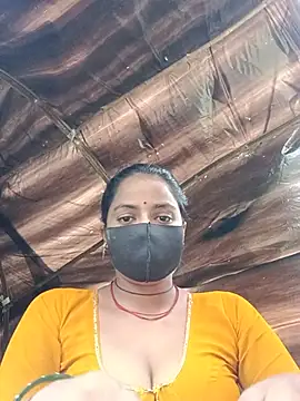 Poojakumari20 stripchat live cam model