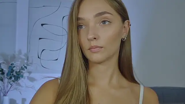 MilaVoss stripchat live cam model