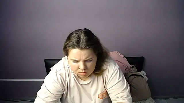 so_shy stripchat live cam model
