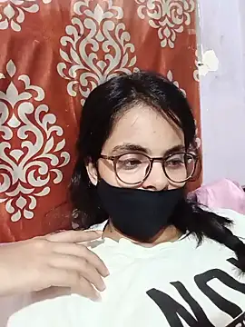 Sandhya_77 stripchat live cam model