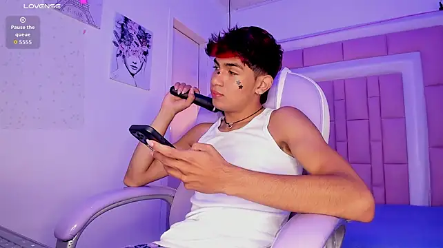 cherub_ stripchat live cam model