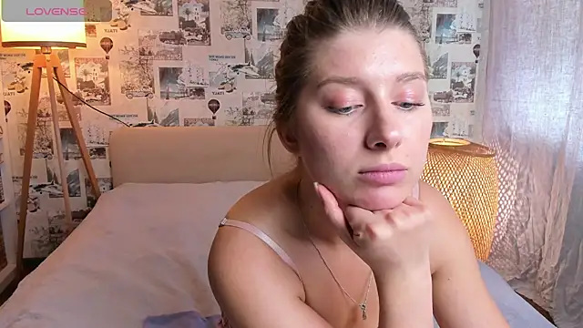 katymeaw stripchat live cam model