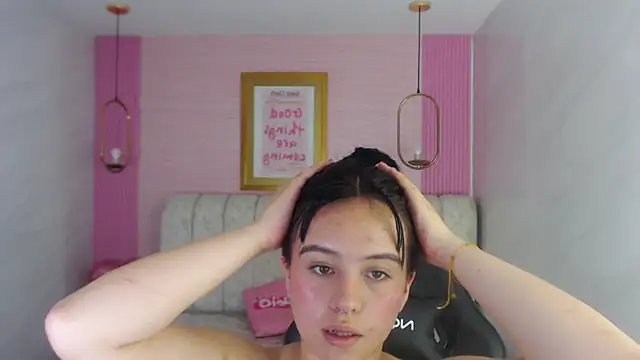 sarita_09_s stripchat live cam model
