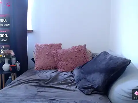 KaitlynX stripchat live cam model