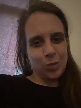 Chantalee stripchat live cam model