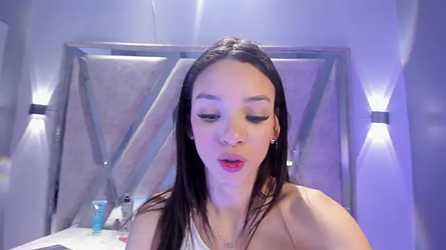 Zoe_444 stripchat live cam model