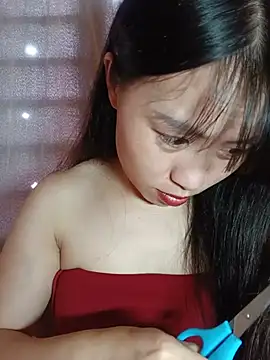 Cherry-squirtt stripchat live cam model