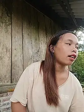 Be-Bun20 stripchat live cam model