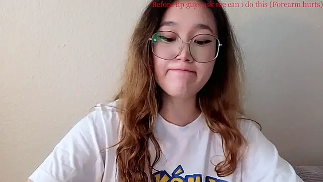 Jennatyan stripchat live cam model