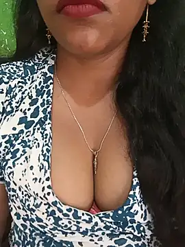 Parul-009 stripchat live cam model