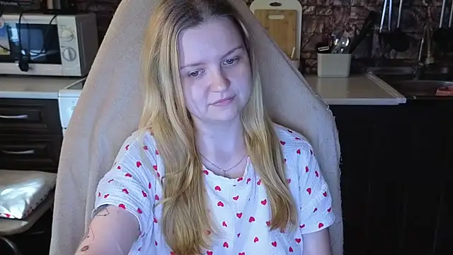 AnitaXVine stripchat live cam model