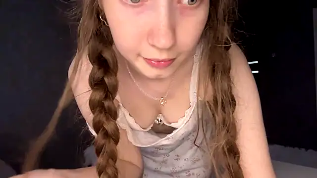 Emily_Mur_ stripchat live cam model