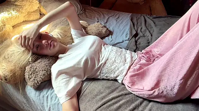 GlyndaMccannon stripchat live cam model