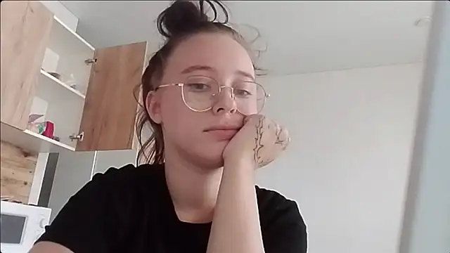 ShanteYeddo stripchat live cam model