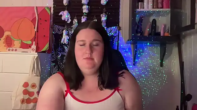 xopeachybaby stripchat live cam model