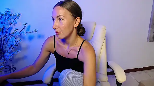 Brandy_Gem stripchat live cam model