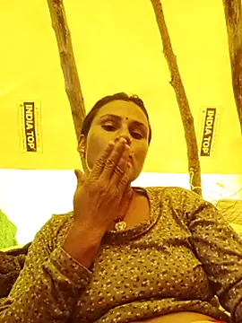 Cuty_priti stripchat live cam model
