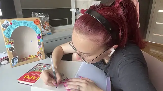 ArielDarter stripchat live cam model