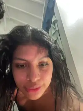 Natha_gomez stripchat live cam model
