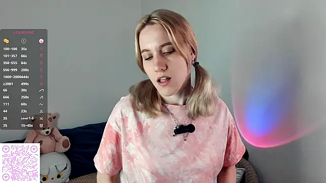 pinkhornyprincess stripchat live cam model
