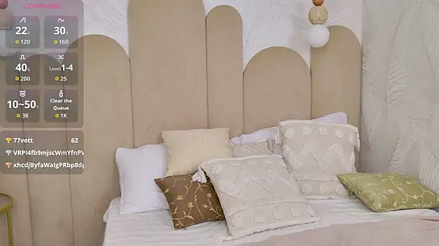 MonicaMill stripchat live cam model