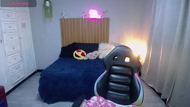 sailor_moon07 stripchat live cam model