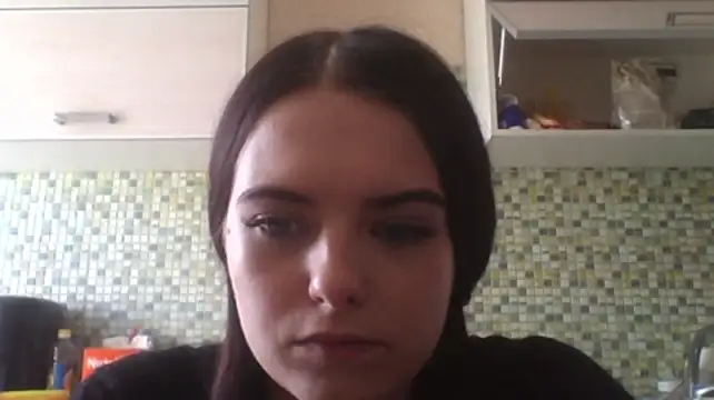 KikiAmino stripchat live cam model