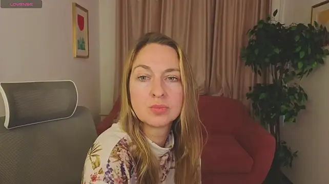 GwenCarter stripchat live cam model
