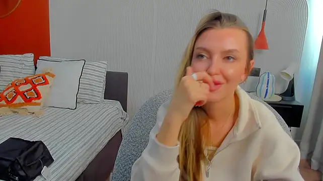 PhungPalecek stripchat live cam model