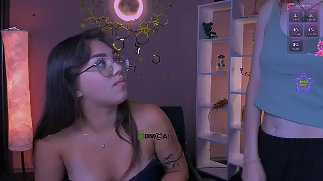 kiki_swan stripchat live cam model