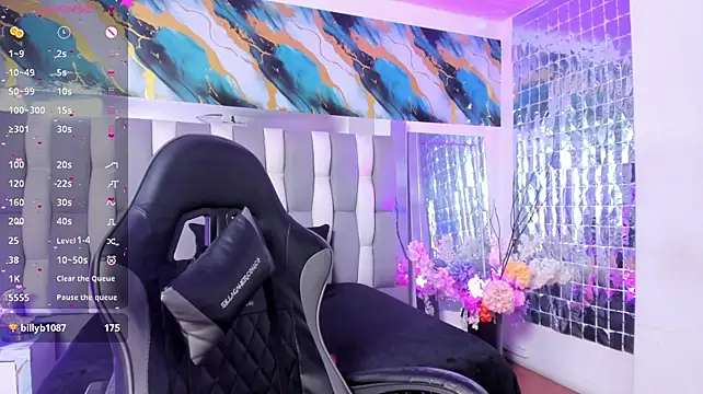 IsaDiiaz stripchat live cam model
