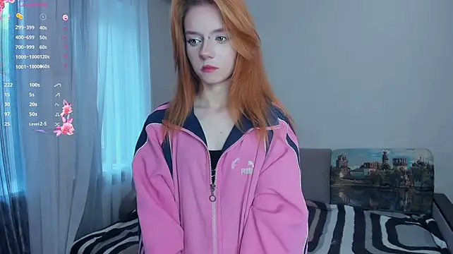 TarynPalek stripchat live cam model