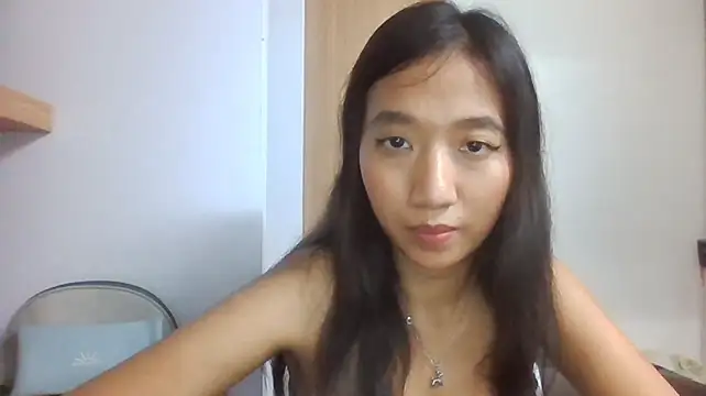 JenneferMicheau stripchat live cam model