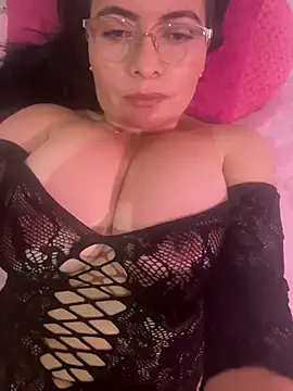 Janna099 stripchat live cam model