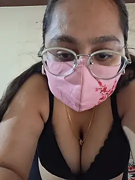 Riya__naughty stripchat live cam model