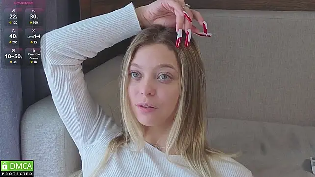 EmilieLong stripchat live cam model