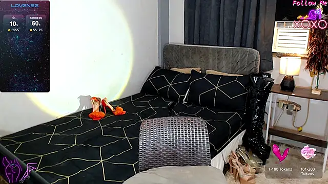 UnforgetableSupira stripchat live cam model