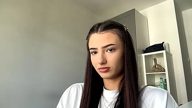 CurlySoni stripchat live cam model