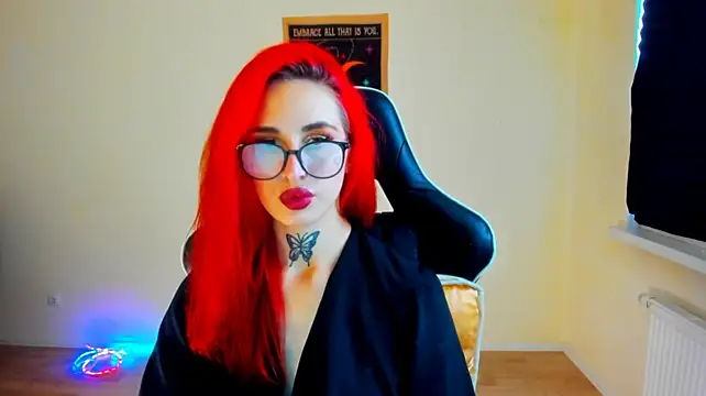 your_tora stripchat live cam model