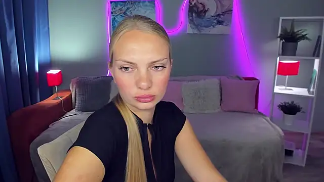 NancyGlamour stripchat live cam model