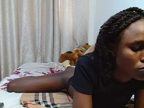 splash_coochie stripchat live cam model