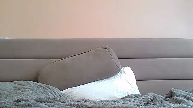Hannapup stripchat live cam model