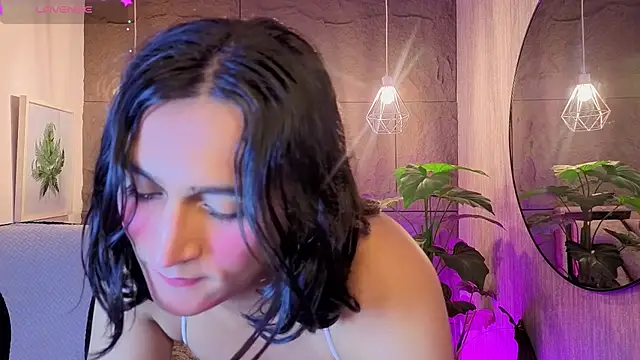 Lili_sweett stripchat live cam model