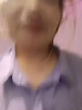 sowbibi- stripchat live cam model