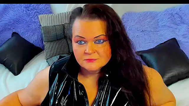 MilanaBiegert stripchat live cam model