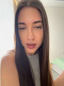 BOOMFOXY stripchat live cam model