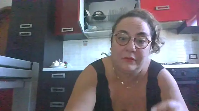 MissEva10 stripchat live cam model