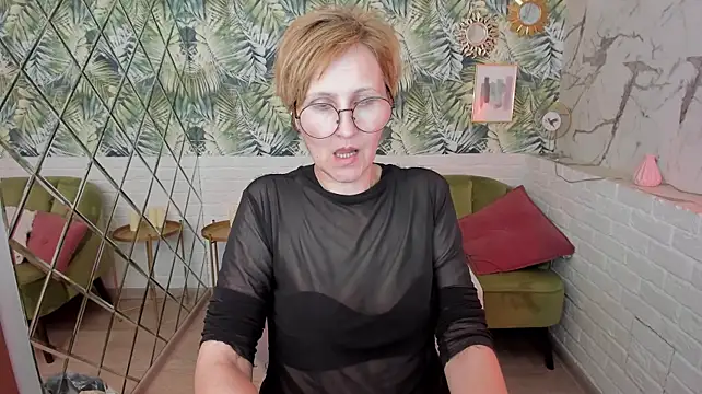 Paris_Cherry stripchat live cam model