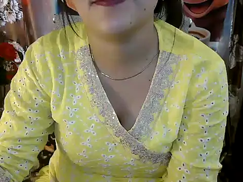 _chitranshi stripchat live cam model